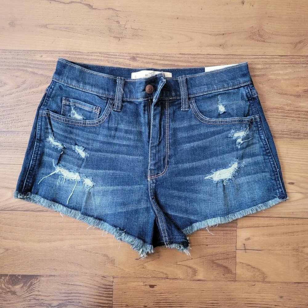 Hollister High-Rise Denim Vintage Shorts - Size 5